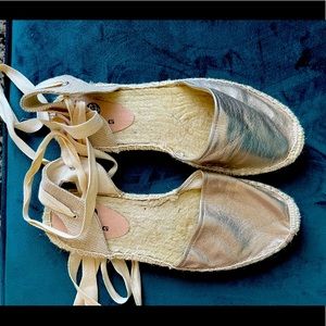 Gold espadrilles with straps size 9